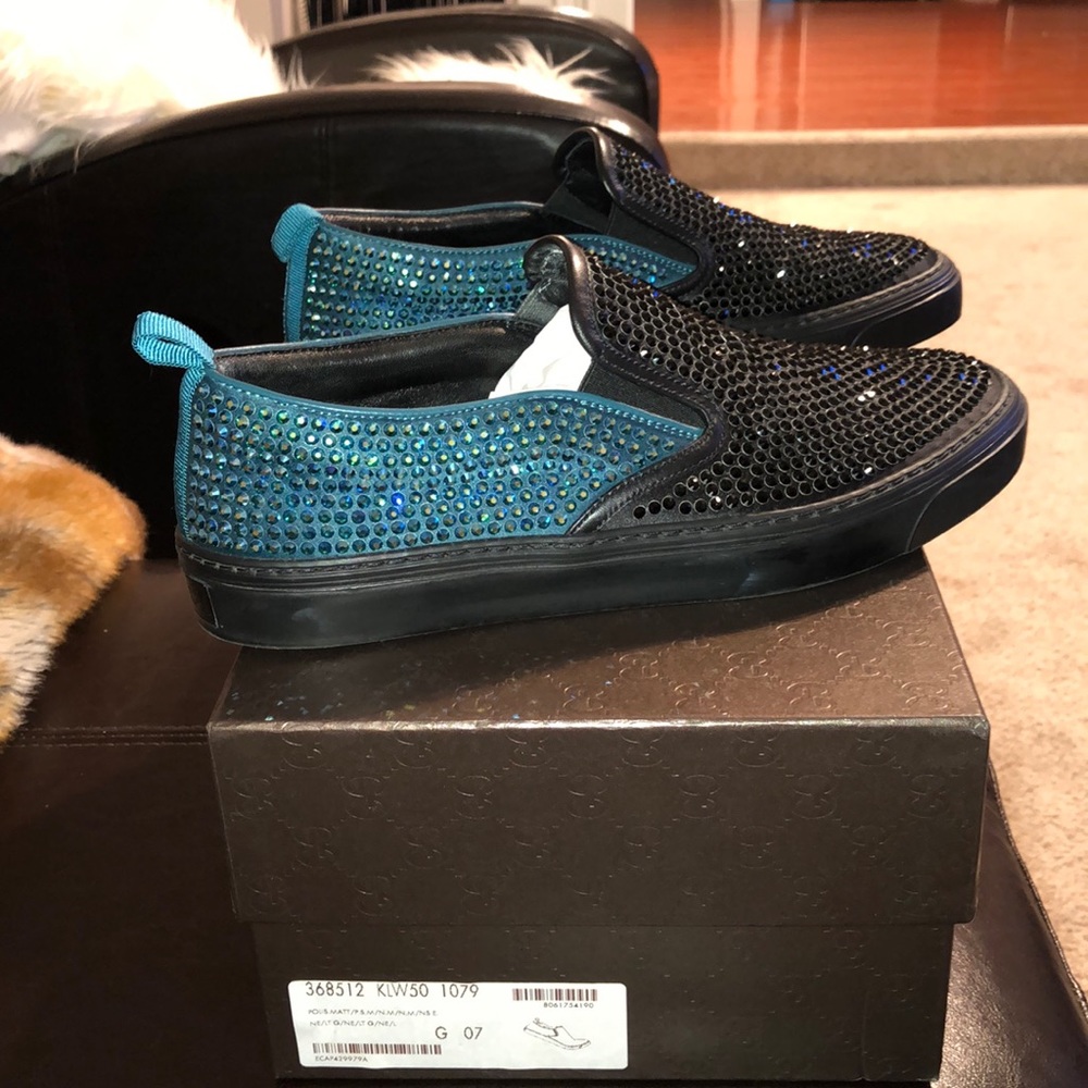Gucci Rhinestone Slip On Sneaker. Size 7
